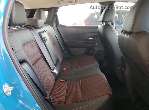 3N8AP6DA5SL442563 2025 NISSAN KICKS Синий Вид задней части салона