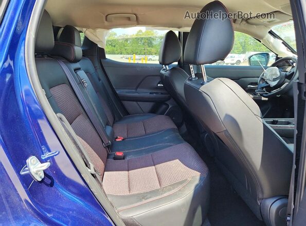 3N8AP6DA8TL391383 2026 NISSAN KICKS Blue Սալոնի հետևի տեսք
