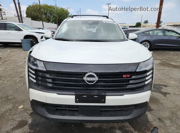 3N8AP6DAXSL409445 2025 NISSAN KICKS White Widok wnętrza 360 stopni