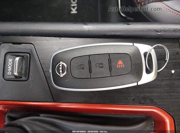 3N8AP6DB0SL345005 2025 NISSAN KICKS Белый Вид панели приборов