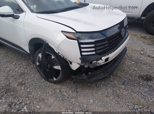 3N8AP6DB0SL345005 2025 NISSAN KICKS Белый Вид спереди