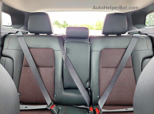 3N8AP6DB1TL387068 2026 NISSAN KICKS Желто-коричневый Вид задних сидений