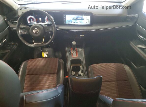 3N8AP6DB3SL363224 2025 NISSAN KICKS Black წინა პანელის ხედი
