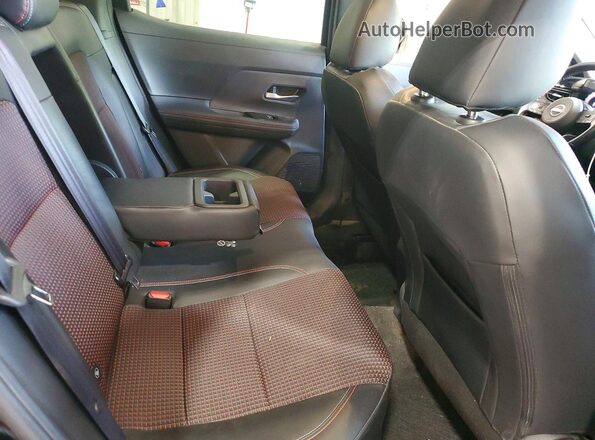 3N8AP6DB3SL363224 2025 NISSAN KICKS Black უკანა სალონის ხედი