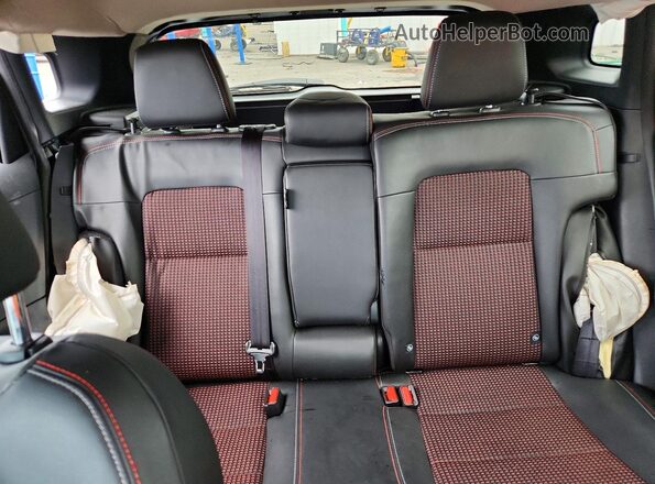 3N8AP6DB5TL376347 2026 NISSAN KICKS Blue Вид задніх сидінь
