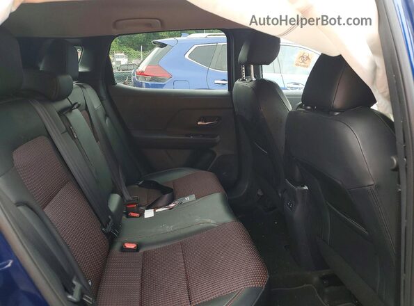 3N8AP6DB7SL376753 2025 NISSAN KICKS Blue Vista interior trasera