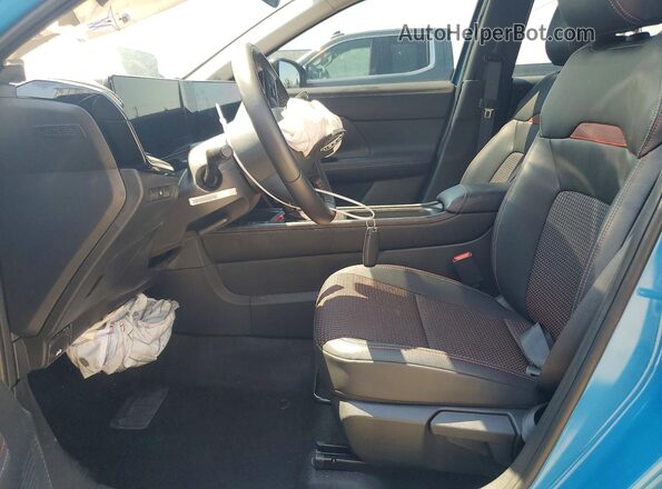3N8AP6DB8TL314358 2026 NISSAN KICKS Синий Вид салона спереди