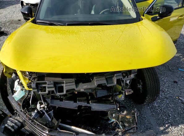 3N8AP6DC4TL371178 2026 NISSAN KICKS Yellow Vista interior trasera
