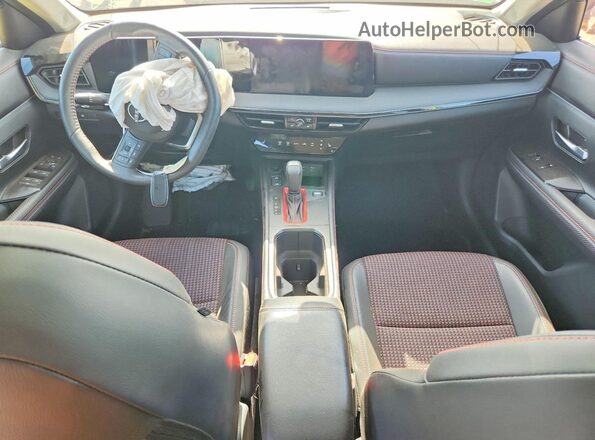 3N8AP6DD0SL436390 2025 NISSAN KICKS Yellow Widok deski rozdzielczej