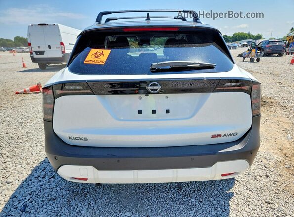 3N8AP6DD2SL412706 2025 NISSAN KICKS White Widok z tyłu