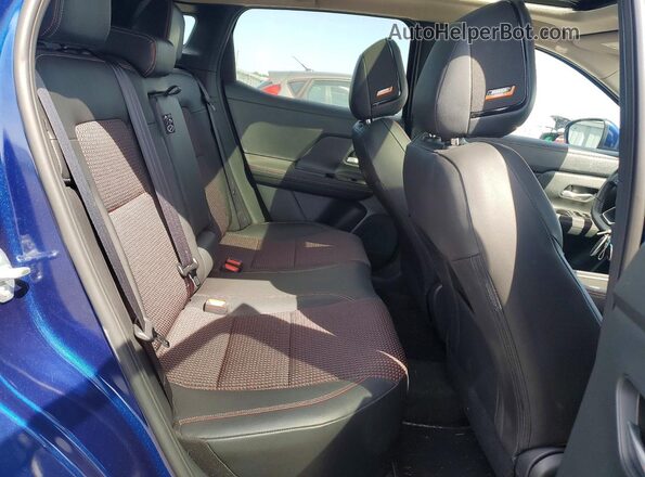 3N8AP6DD3SL324456 2025 NISSAN KICKS Blue Սալոնի հետևի տեսք