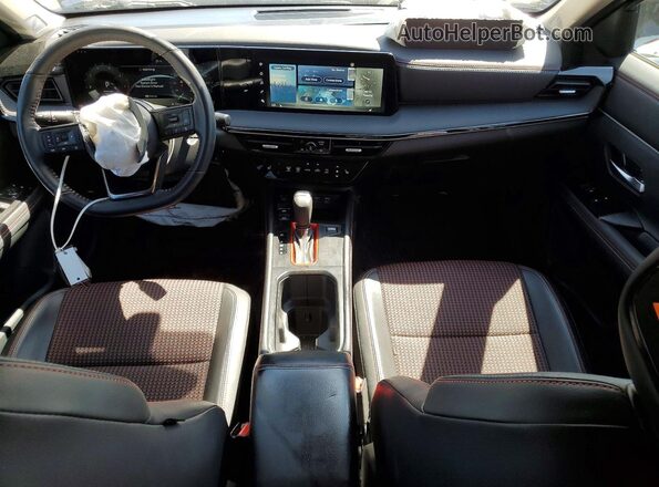 3N8AP6DD7SL389018 2025 NISSAN KICKS Black Vista del salpicadero