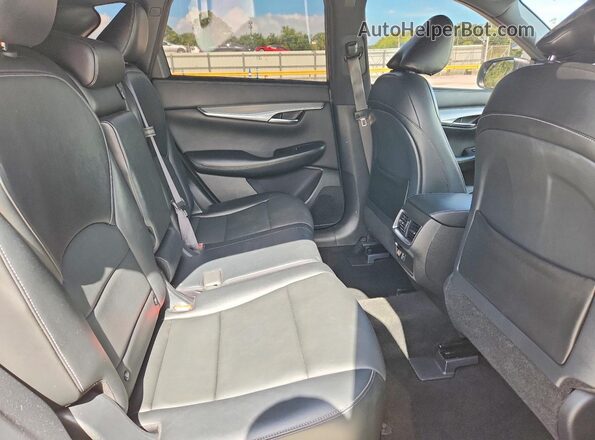 3PCAJ5BA4MF105393 2021 INFINITI QX50 White Вид задньої частини салону