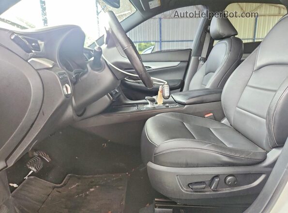 3PCAJ5BA4MF115650 2021 INFINITI QX50 White Widok wnętrza z przodu