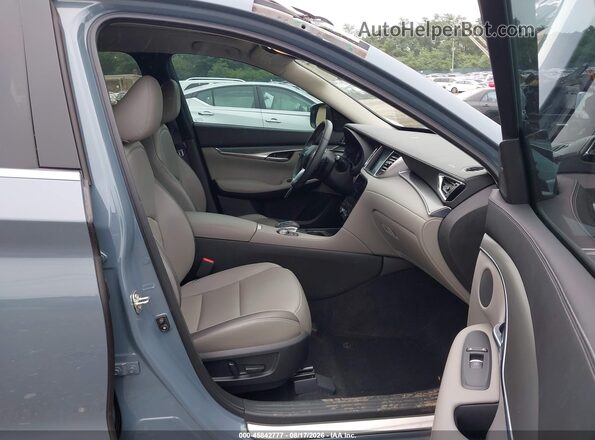 3PCAJ5BAXPF112868 2023 INFINITI QX50 Light Blue Вид салона спереди