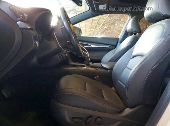 3PCAJ5J36NF101835 2022 INFINITI QX55 White წინა სალონის ხედი