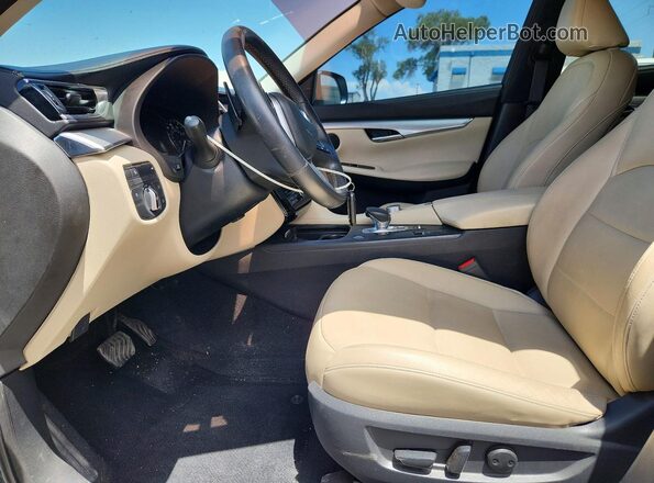 3PCAJ5M13LF111178 2020 INFINITI QX50 Белый Вид салона спереди