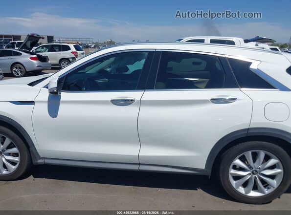 3PCAJ5M16KF115403 2019 INFINITI QX50 Белый Панорамный вид салона 360°