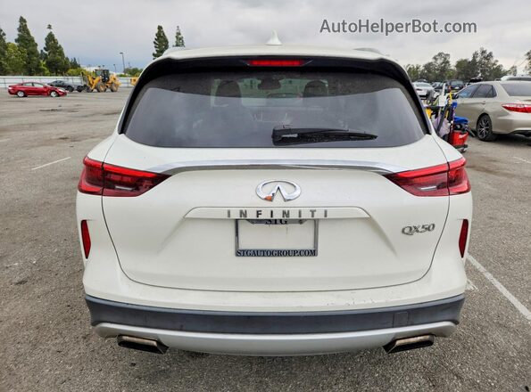 3PCAJ5M19KF130770 2019 INFINITI QX50 White უკანა ხედი