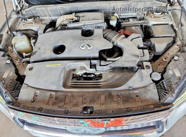 3PCAJ5M30KF121697 2019 INFINITI QX50 Silver Vista del compartimento del motor
