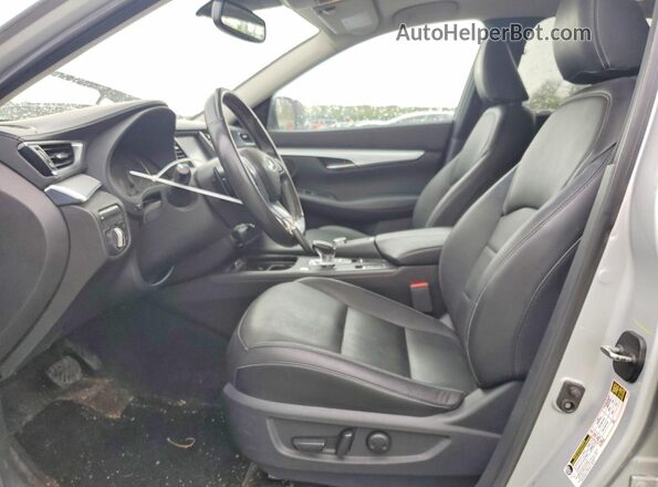 3PCAJ5M30KF128553 2019 INFINITI QX50 Серебряный Вид салона спереди