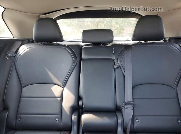 3PCAJ5M31LF104196 2020 INFINITI QX50 Gray Rear seats view