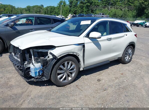3PCAJ5M38LF115101 2020 INFINITI QX50 White Առջևի ձախ երեք քառորդ տեսարան
