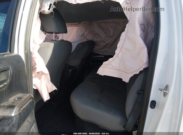 3TMAZ5CN3JM056415 2018 TOYOTA TACOMA White Vista de la etiqueta del VIN
