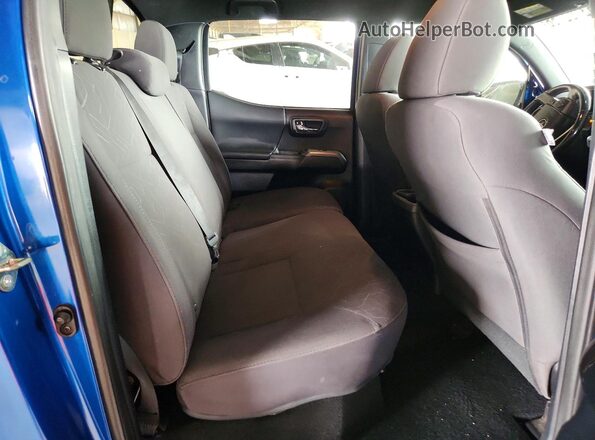3TMAZ5CN4HM026656 2017 TOYOTA TACOMA Синий Вид задних сидений