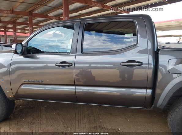 3TMAZ5CN7HM036355 2017 TOYOTA TACOMA Gray 