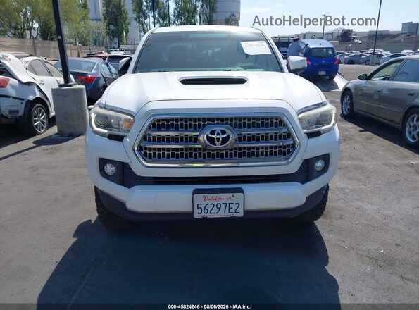 3TMAZ5CN7HM039269 2017 TOYOTA TACOMA White უკანა სალონის ხედი