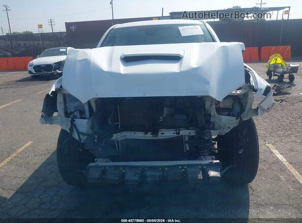 3TMBZ5DN0KM021853 2019 TOYOTA TACOMA Белый Вид задней части салона