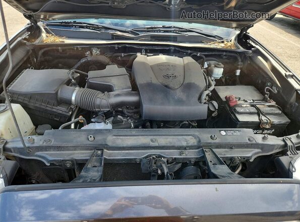 3TMBZ5DN2KM022261 2019 TOYOTA TACOMA Gray უკანა სალონის ხედი