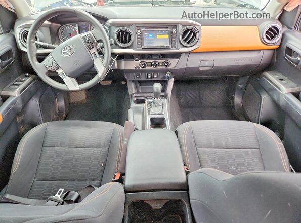 3TMBZ5DN4JM013768 2018 TOYOTA TACOMA Gray Առջևի վահանակի տեսք