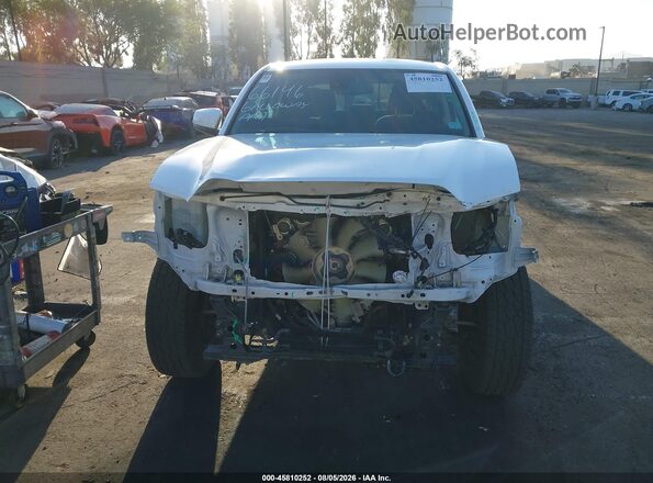3TMBZ5DN7MM032206 2021 TOYOTA TACOMA Белый Вид задней части салона