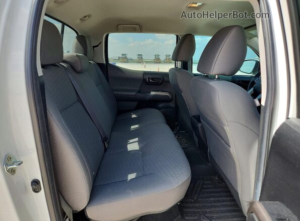3TMBZ5DN7NM035964 2022 TOYOTA TACOMA Белый Вид задних сидений