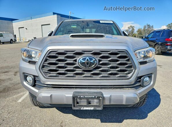 3TMBZ5DNXMM031664 2021 TOYOTA TACOMA Серебряный Вид спереди