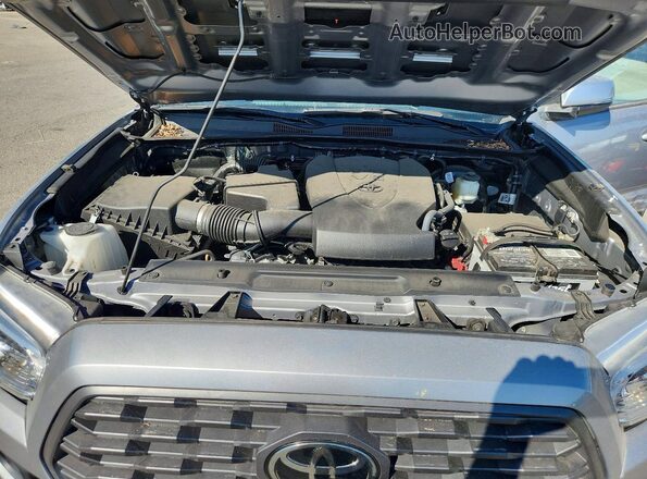 3TMBZ5DNXMM031664 2021 TOYOTA TACOMA Серебряный Вид задней части салона