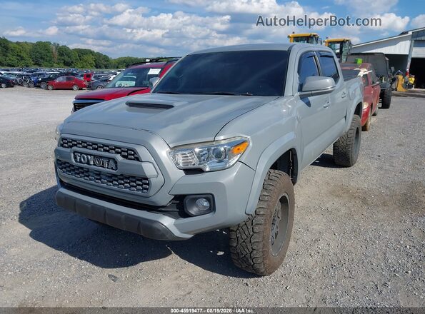 3TMCZ5AN0HM068558 2017 TOYOTA TACOMA Серый Вид спереди