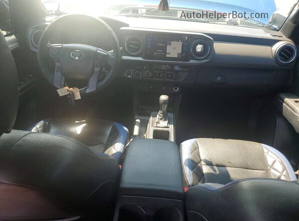 3TMCZ5AN0HM110257 2017 TOYOTA TACOMA Blue Vista del salpicadero