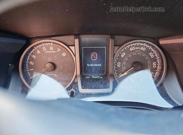 3TMCZ5AN0HM114678 2017 TOYOTA TACOMA White Սարքավորումների վահանակի տեսք
