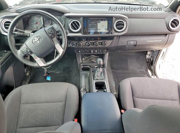 3TMCZ5AN0JM184929 2018 TOYOTA TACOMA White Dashboard view