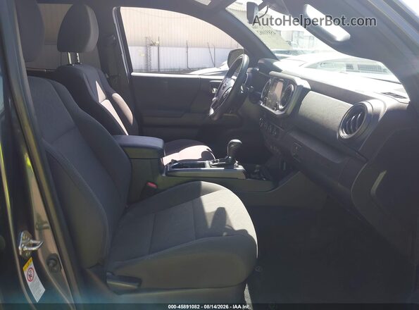3TMCZ5AN0KM240627 2019 TOYOTA TACOMA Gray წინა სალონის ხედი