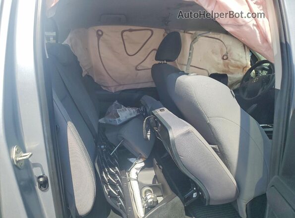 3TMCZ5AN0KM262949 2019 TOYOTA TACOMA Silver Rear seats view
