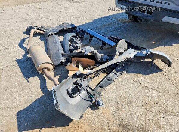 3TMCZ5AN0KM279203 2019 TOYOTA TACOMA Silver Вид підкапотного простору