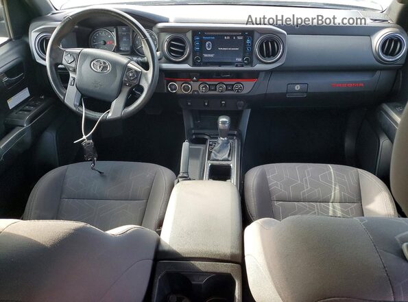 3TMCZ5AN1HM070514 2017 TOYOTA TACOMA Серый Вид панели приборов
