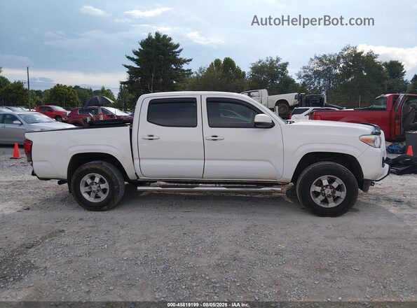 3TMCZ5AN2JM153486 2018 TOYOTA TACOMA Белый Вид задней части салона