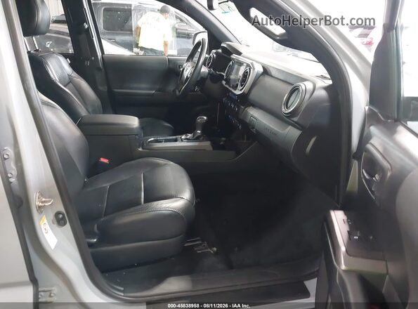 3TMCZ5AN2KM208522 2019 TOYOTA TACOMA Blue Սալոնի դիմացի տեսք