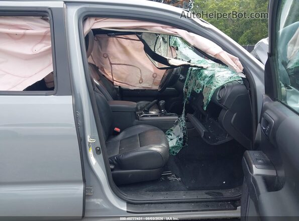 3TMCZ5AN2LM333375 2020 TOYOTA TACOMA Gray Widok wnętrza z przodu