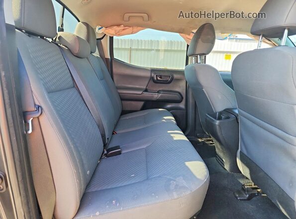 3TMCZ5AN2PM563357 2023 TOYOTA TACOMA Серый Вид задних сидений
